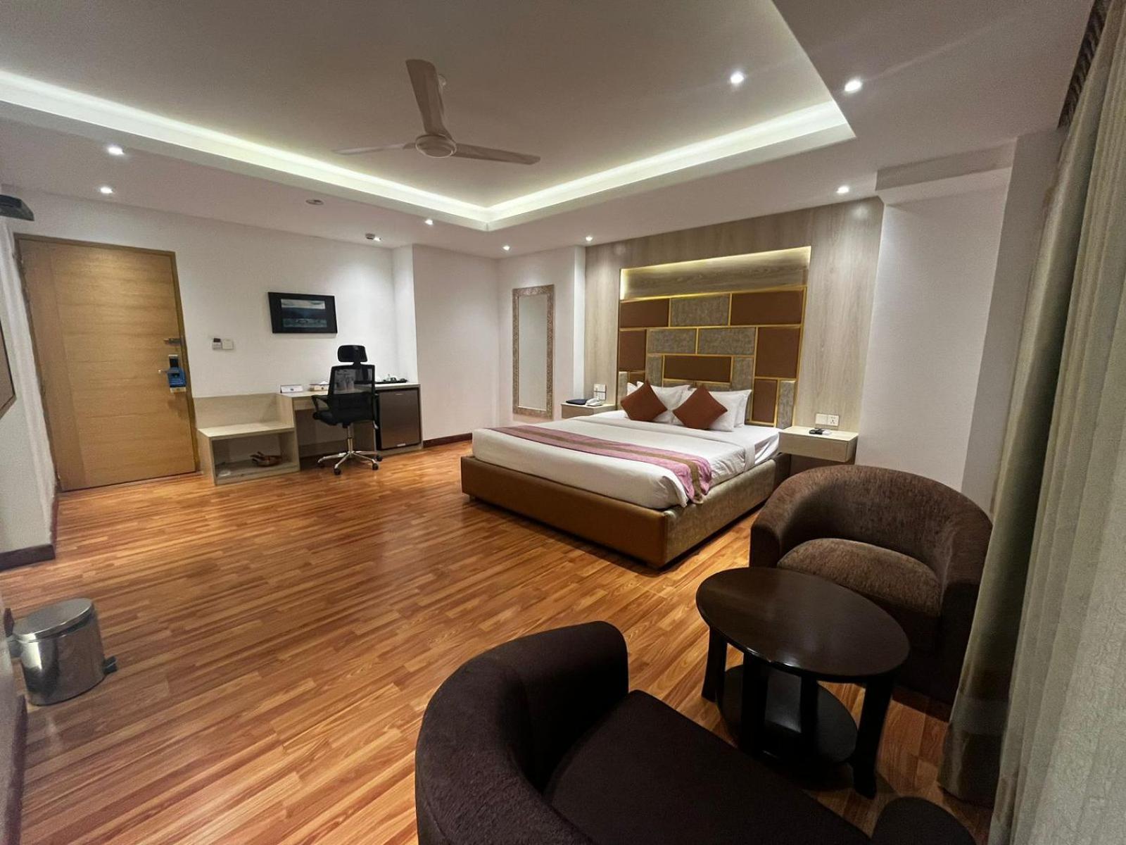 Royal Raj Hotel Rajshahi Exteriér fotografie