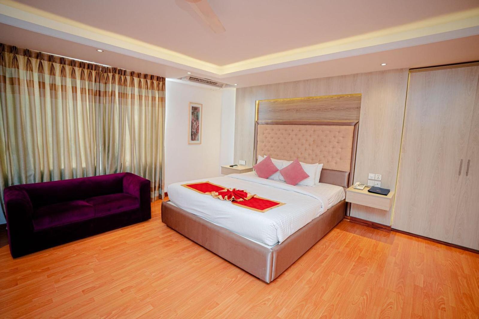 Royal Raj Hotel Rajshahi Exteriér fotografie